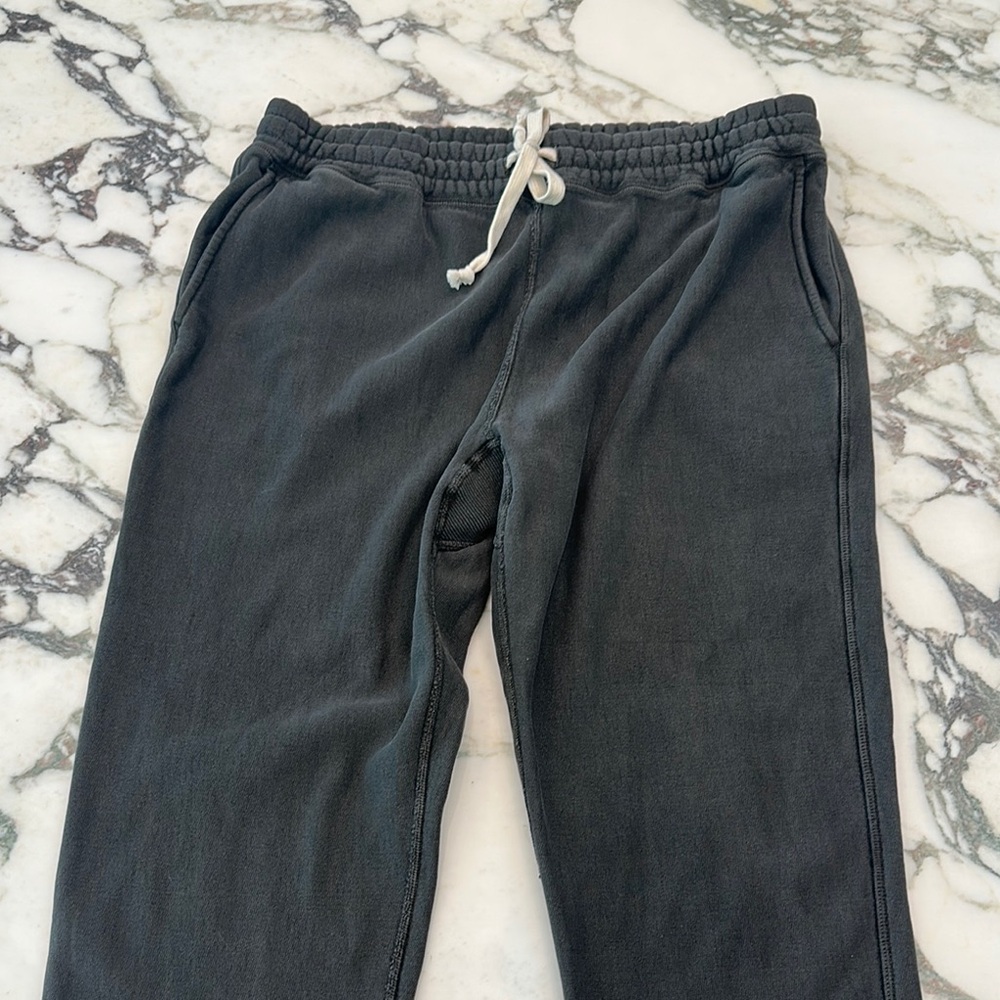 Todd Snyder Black Sand Sweatpants with Cream Drawstring NWT size Large